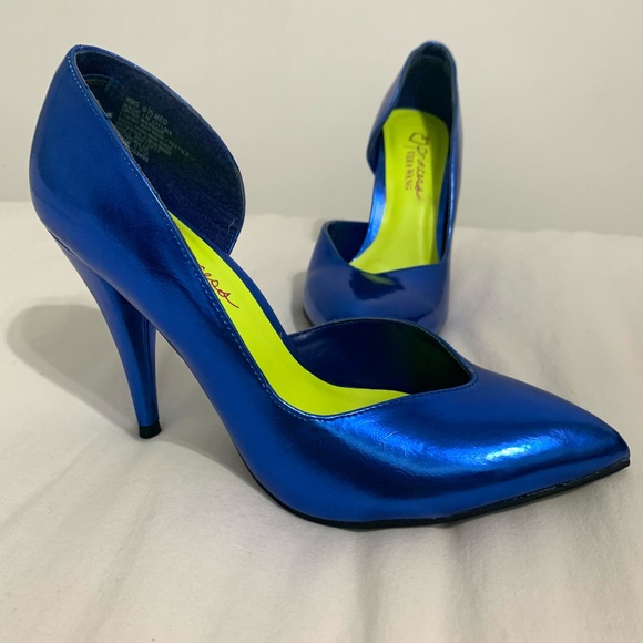 Princess VERA WANG Blue Pump Heels - Picture 5 of 9